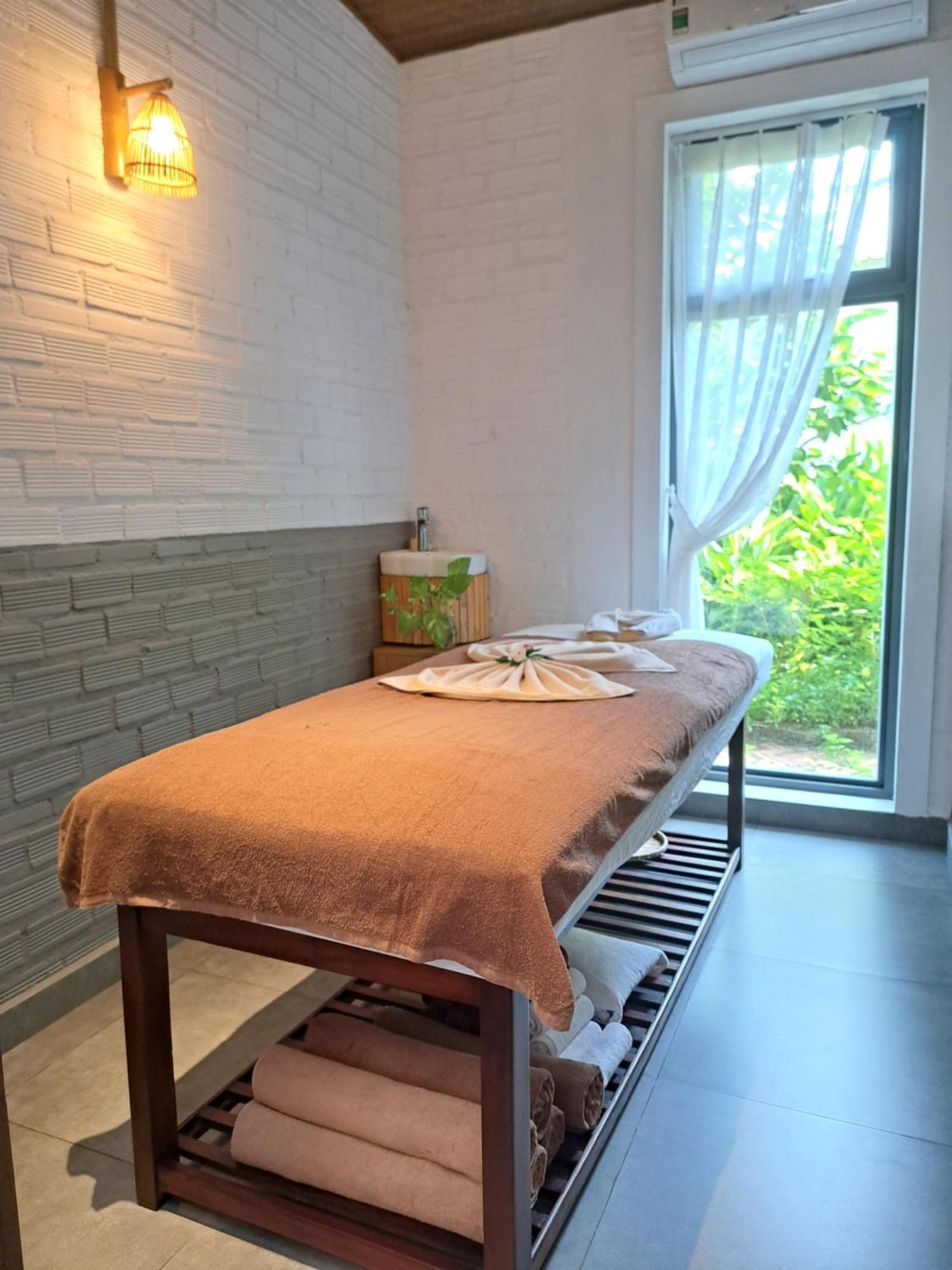 Golden Lotus Spa & Homestay Ap Thien Phuoc Eksteriør billede