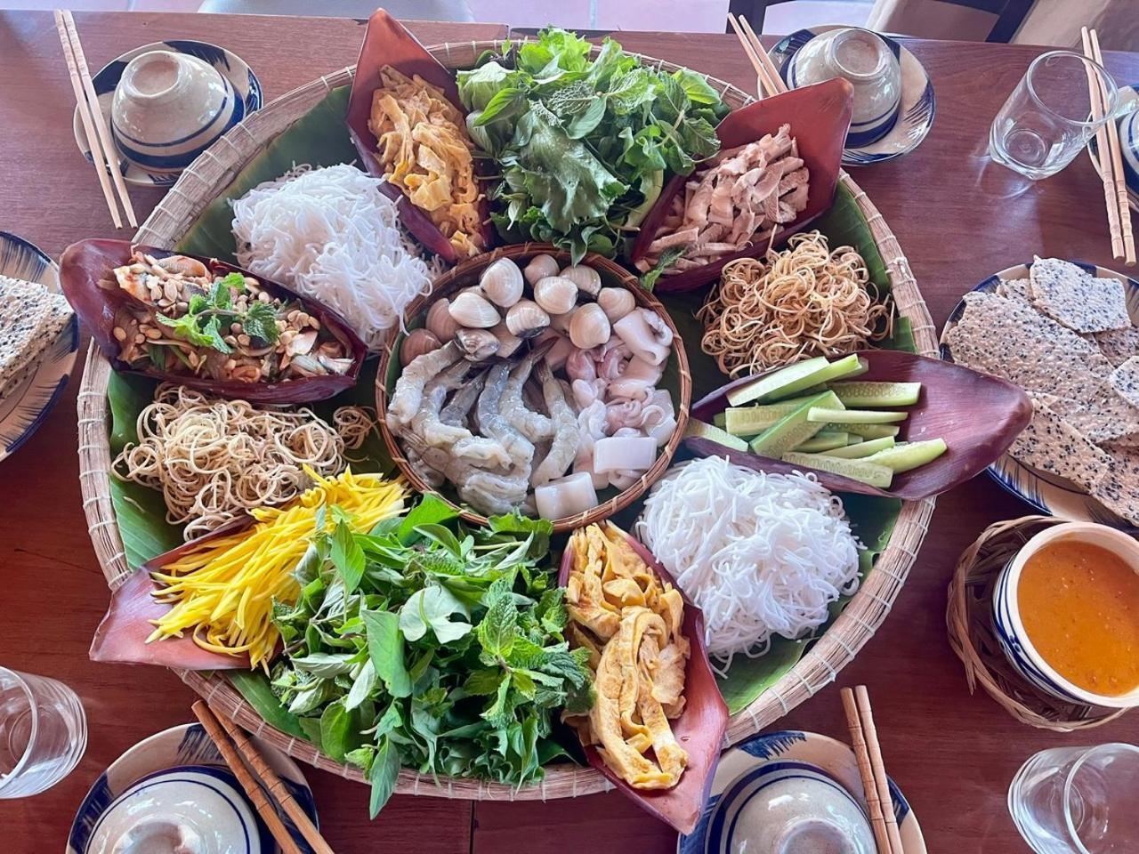 Golden Lotus Spa & Homestay Ap Thien Phuoc Eksteriør billede