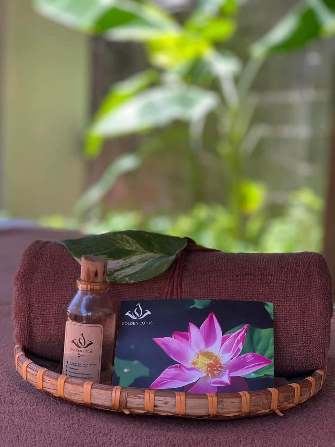 Golden Lotus Spa & Homestay Ap Thien Phuoc Eksteriør billede