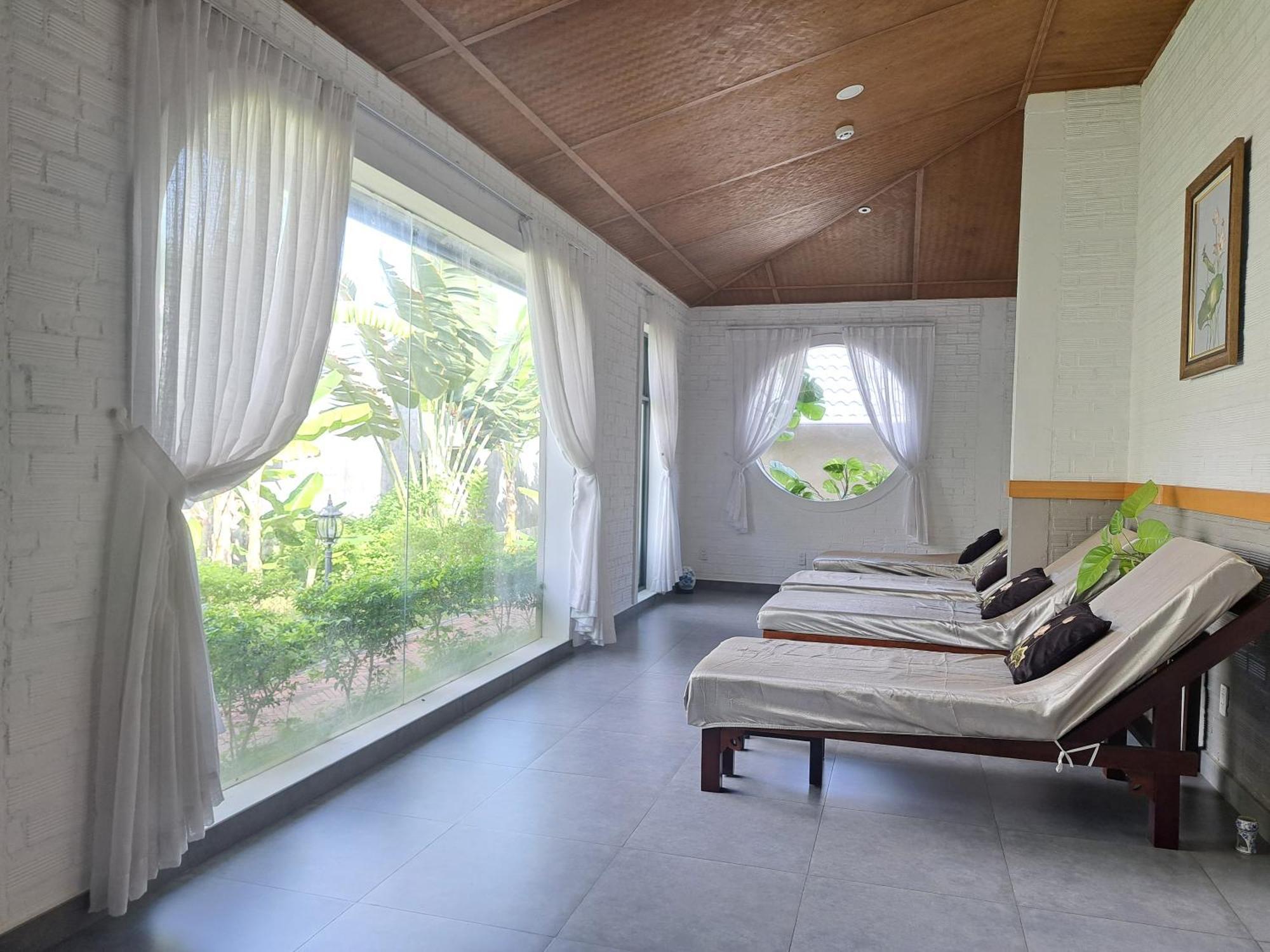 Golden Lotus Spa & Homestay Ap Thien Phuoc Eksteriør billede
